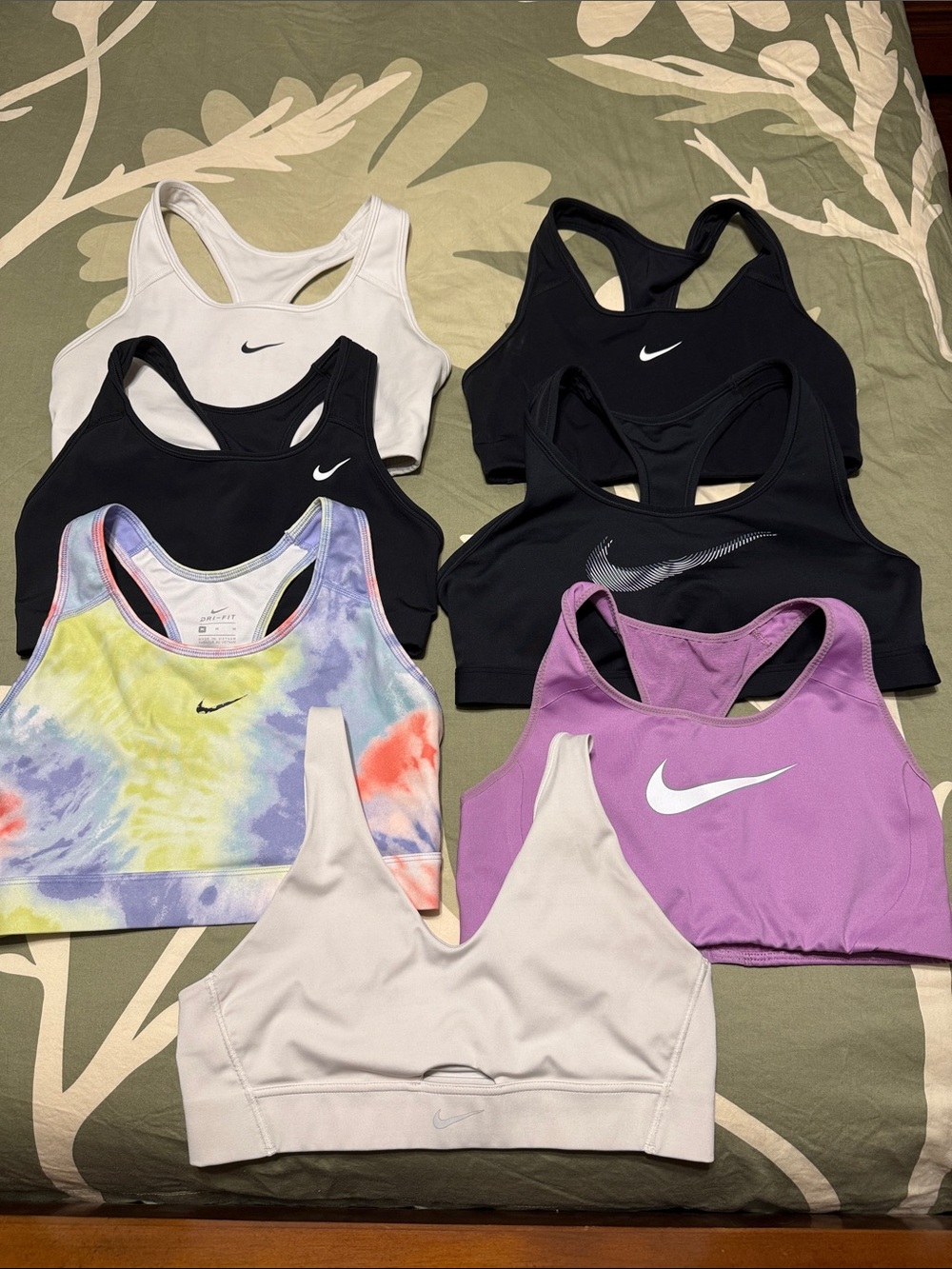 Nike Pro Lot Of 7 Women's Size M Sports Bra Dri-Fit Racerback Wireless